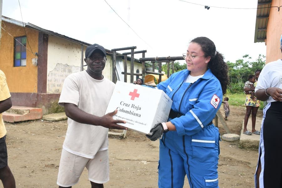 En el corregimiento de Las Mercedes, y con el apoyo de líderes comunitarios, entregamos 200 kits de alimento, 200 de hig